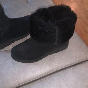 UGG Amie Wedge Black Suede Fur Boots
